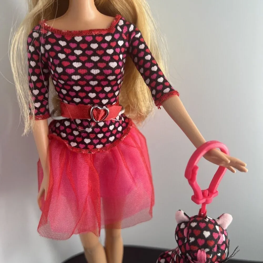BARBIE XO Valentine Blonde Doll 2007 Valentine’s Day W/ Kitty Cat MO926